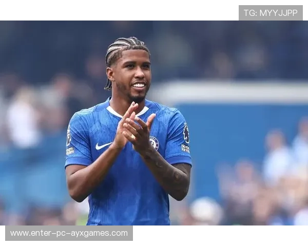 切尔西边路换位频繁,前场创造力增强